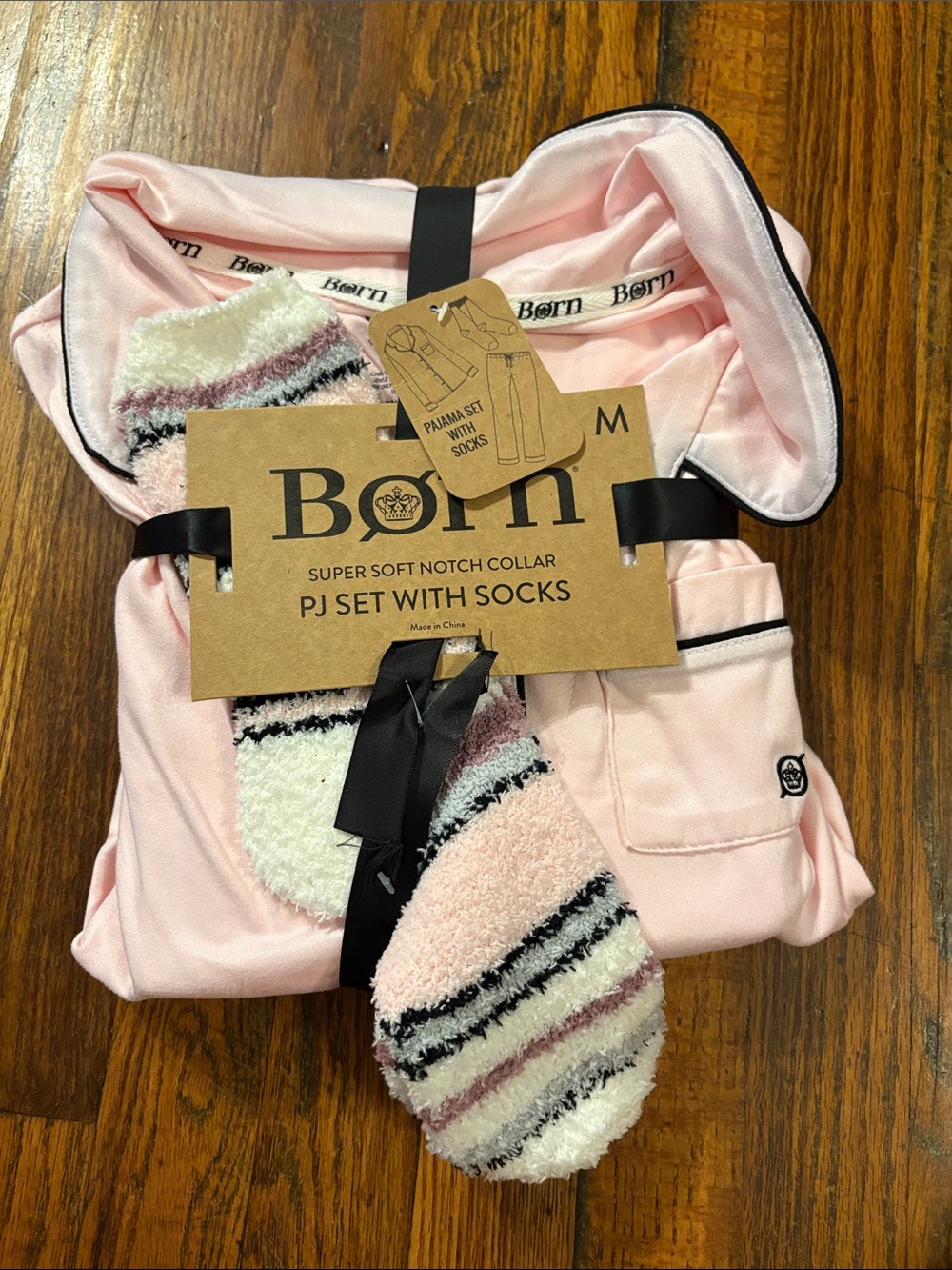 🎉NWT! Born Pink Notch-Collar Pajama Set with Striped Cozy Socks!
